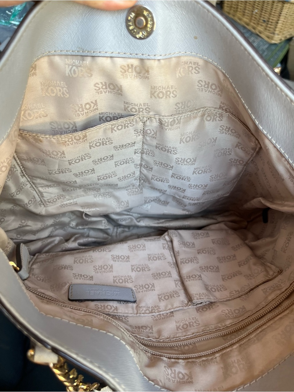 Michael Kors MK Chain-Handle Tote Bag - Gray Pebbled Leather - Picture 6 of 16